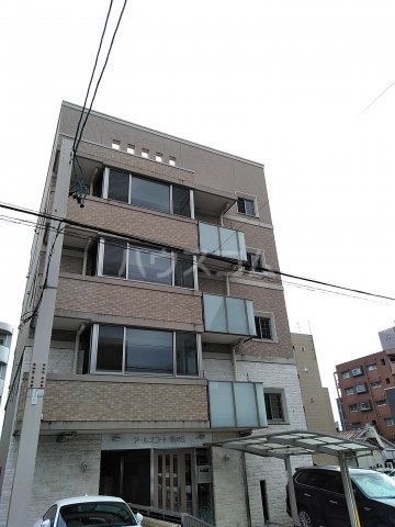 1/4 外観