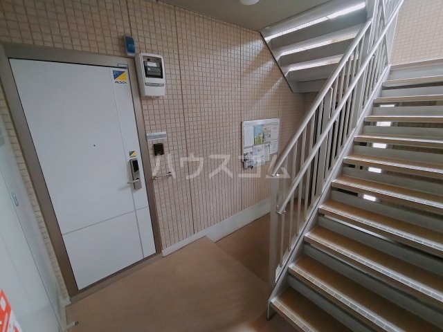 29/30 エントランス