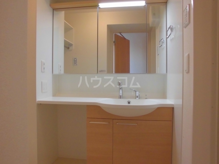 15/30 洗面