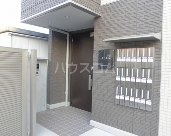 15/22 エントランス