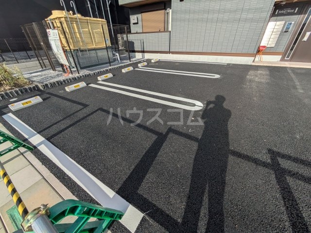 26/29 駐車場