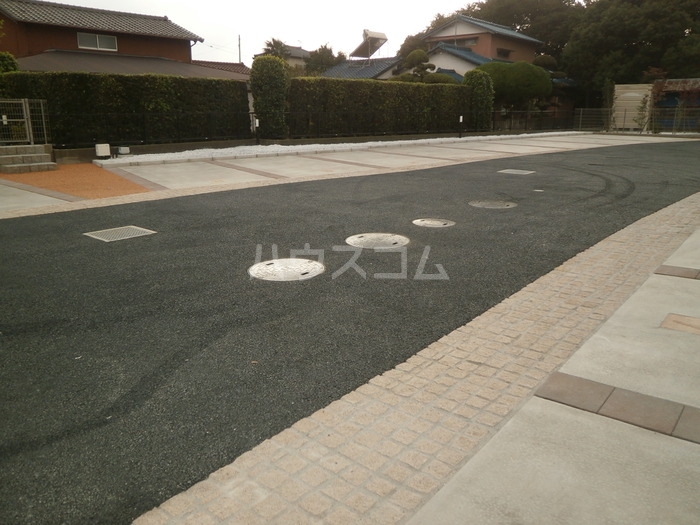 18/21 駐車場