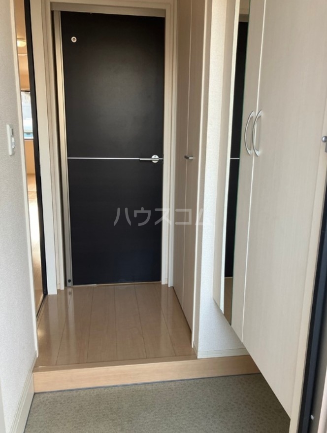 6/16 玄関