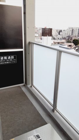 18/26 バルコニー