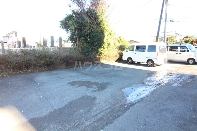 20/21 駐車場