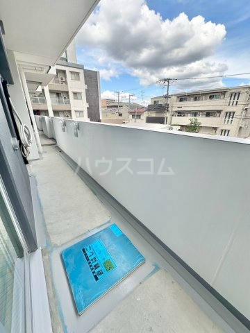 13/26 バルコニー