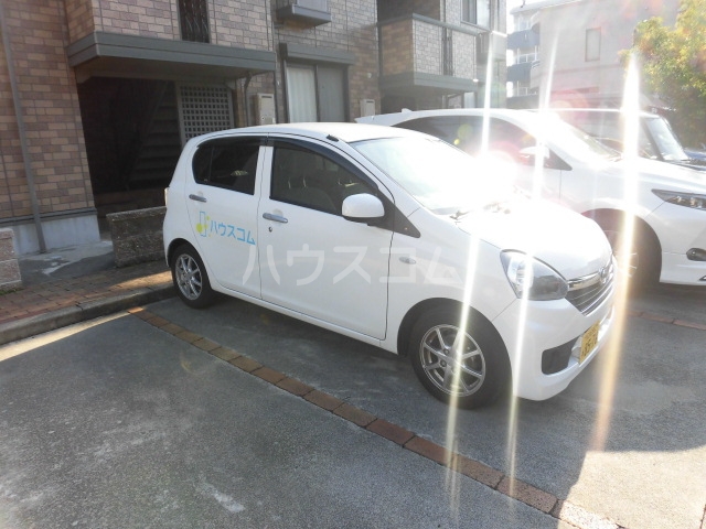 22/30 駐車場