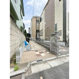 15/19 エントランス
