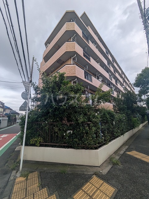 2/4 外観