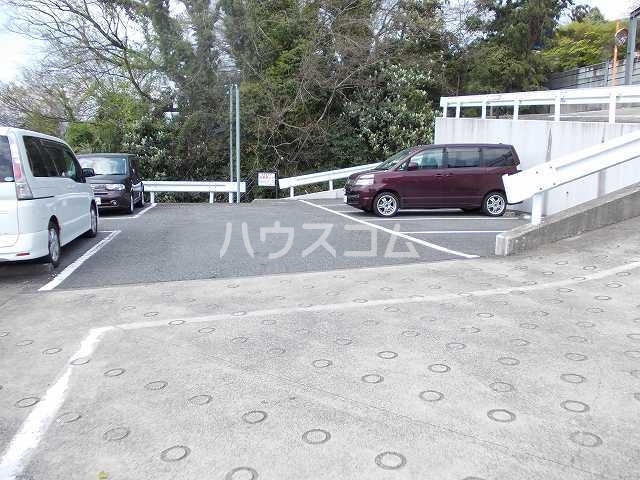 23/24 駐車場