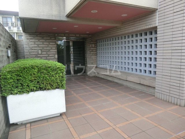 13/24 エントランス