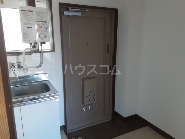 15/27 玄関