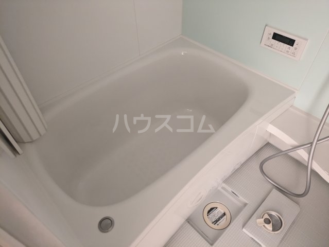 13/22 浴室