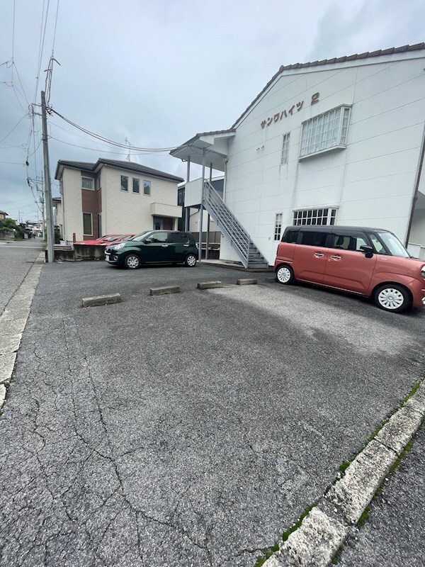 23/23 駐車場
