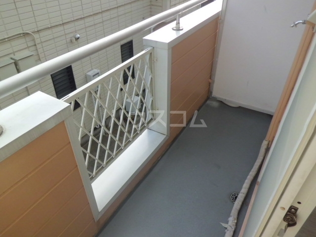17/30 バルコニー