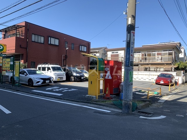 22/25 駐車場