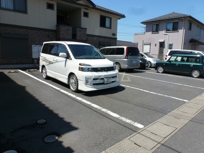 14/20 駐車場