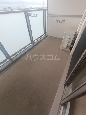 15/28 バルコニー