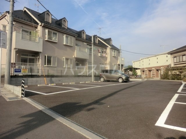 18/26 駐車場