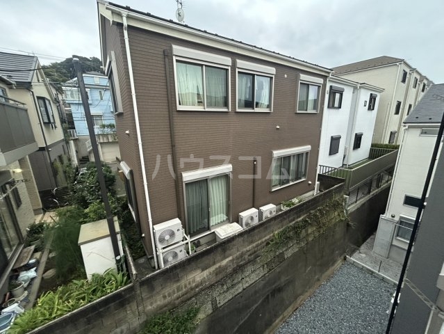 17/26 バルコニー