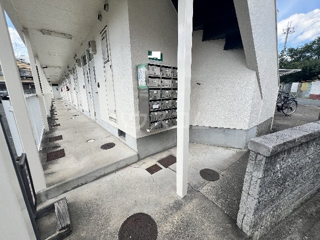 4/5 エントランス