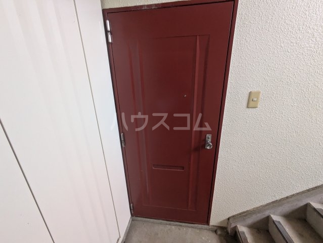 13/30 玄関
