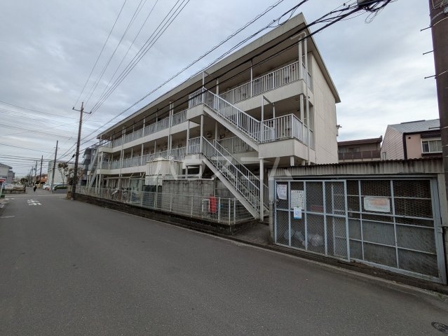 2/30 外観