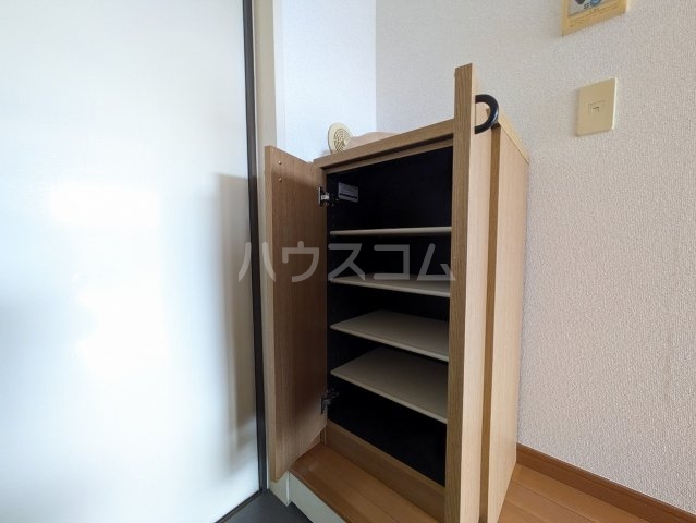 13/30 収納