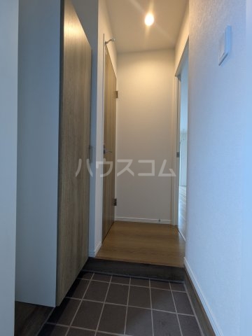 13/30 玄関