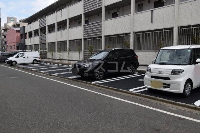 4/12 駐車場