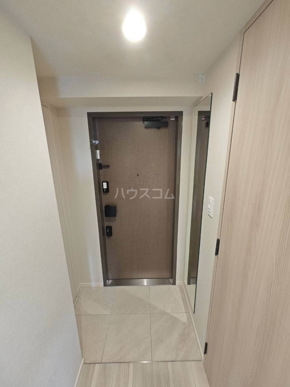 14/30 玄関