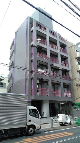 15/22 エントランス