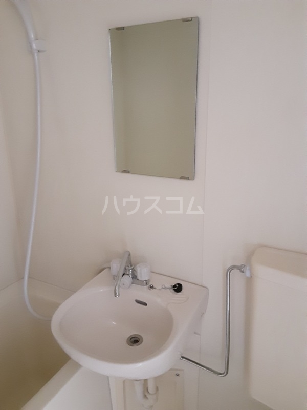 13/28 洗面