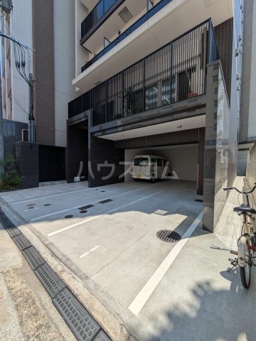 23/24 駐車場