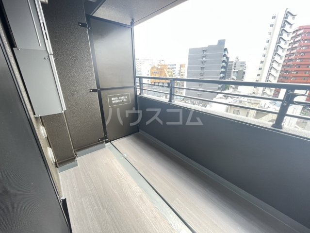 21/30 バルコニー