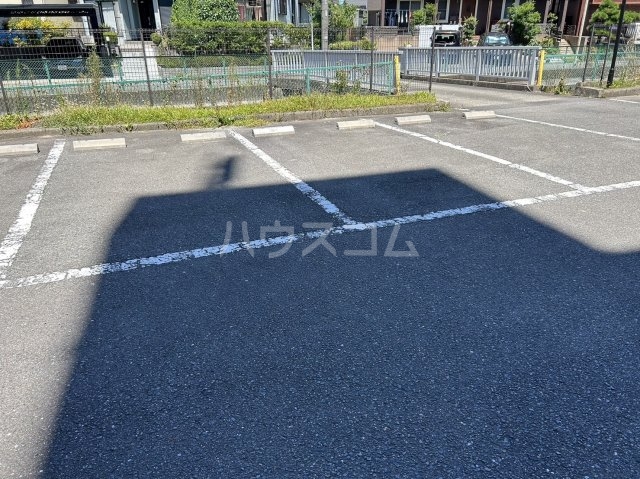 22/30 駐車場