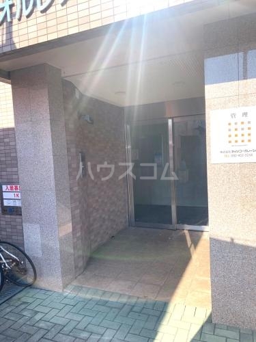 13/15 エントランス