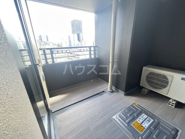 21/30 バルコニー