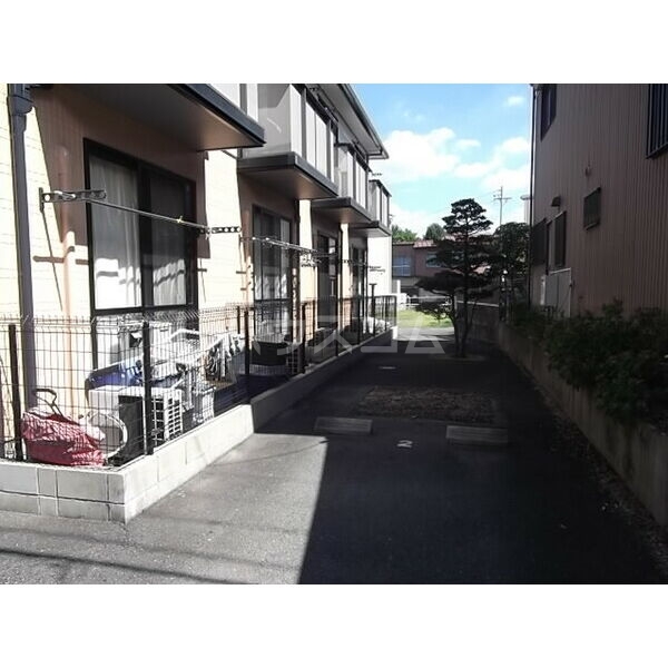 19/25 駐車場