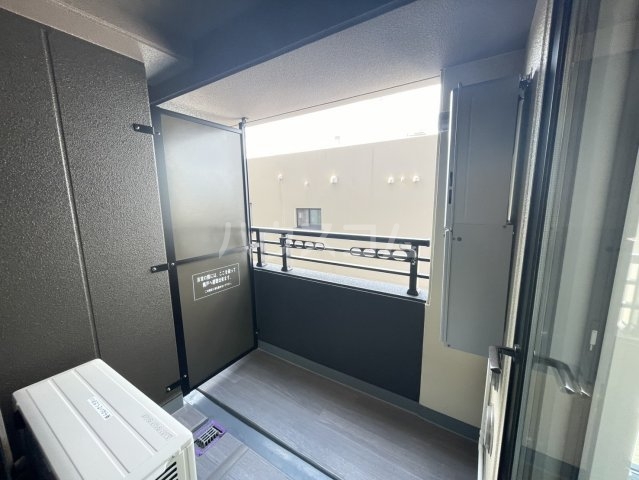 20/30 バルコニー