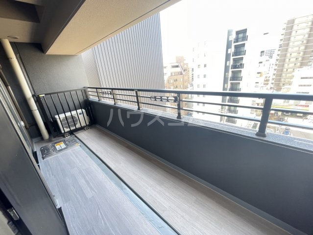 20/30 バルコニー