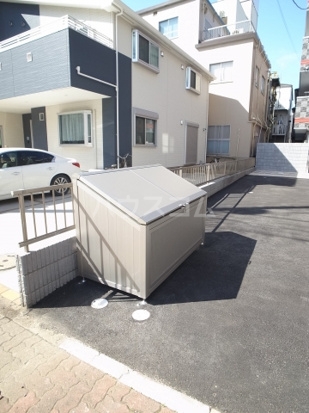 22/23 駐車場
