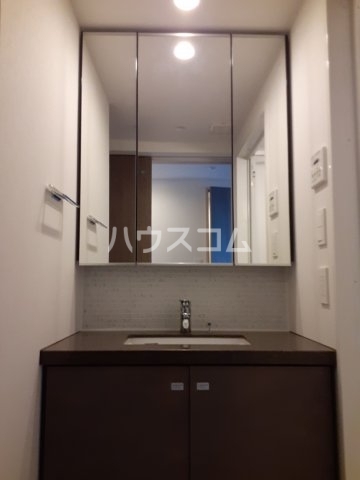 18/30 洗面