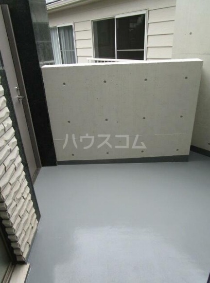 13/20 バルコニー
