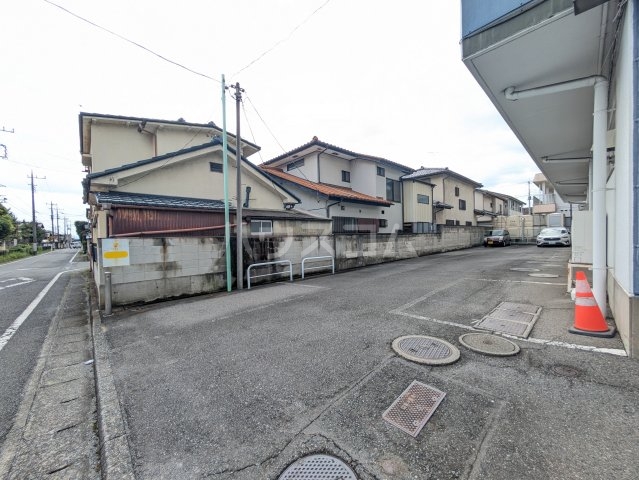 4/10 駐車場