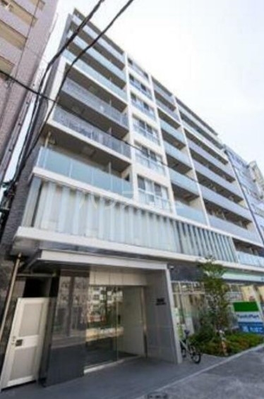 18/19 エントランス