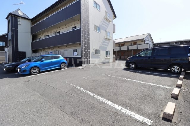 8/10 駐車場