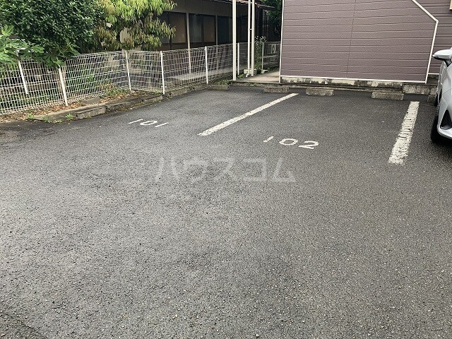 14/20 駐車場