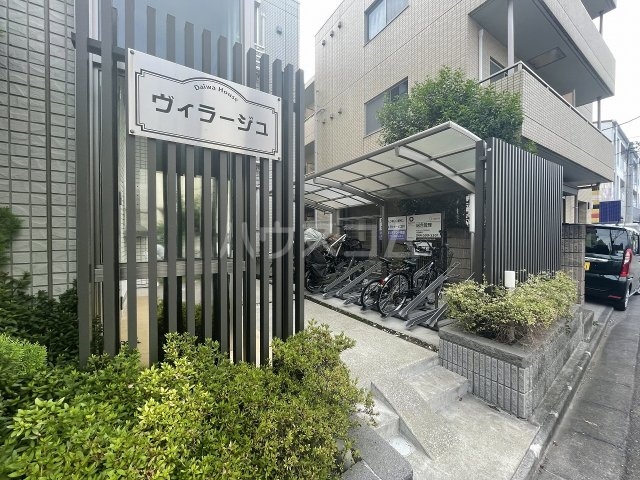 21/24 エントランス