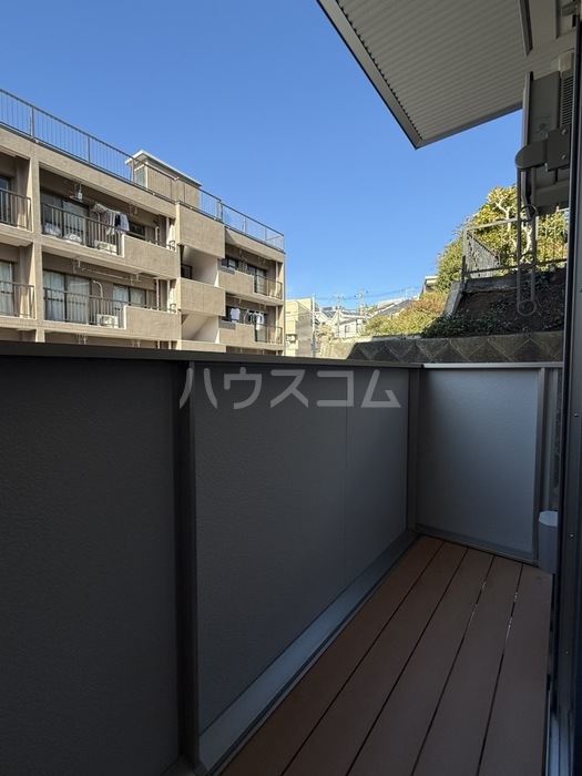19/25 バルコニー